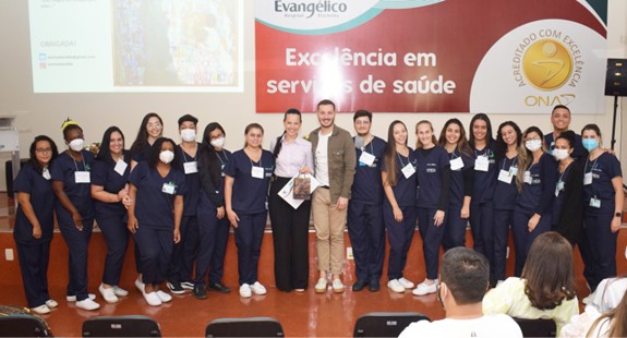 Hospital Evangélico de Vila Velha recebe R$ 4,1 milhões destinados por Rose  ao novo setor de oncologia 